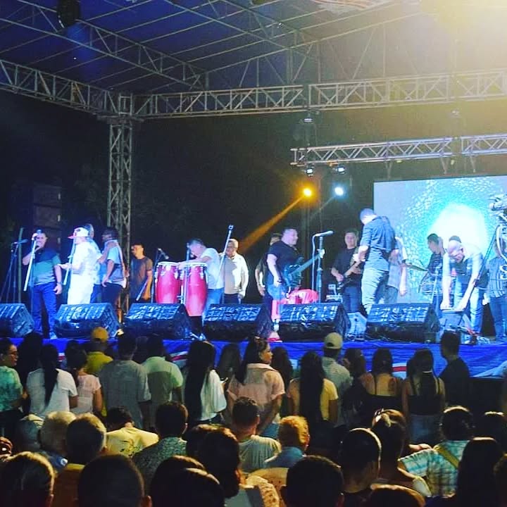 Grupo de vallenato en medellin